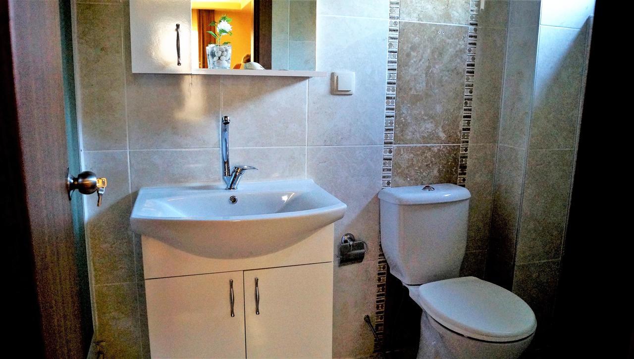 Hotel Amrita Szuhumi Kültér fotó